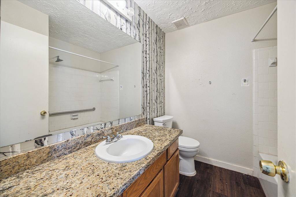 Spacious Secondary bathroom