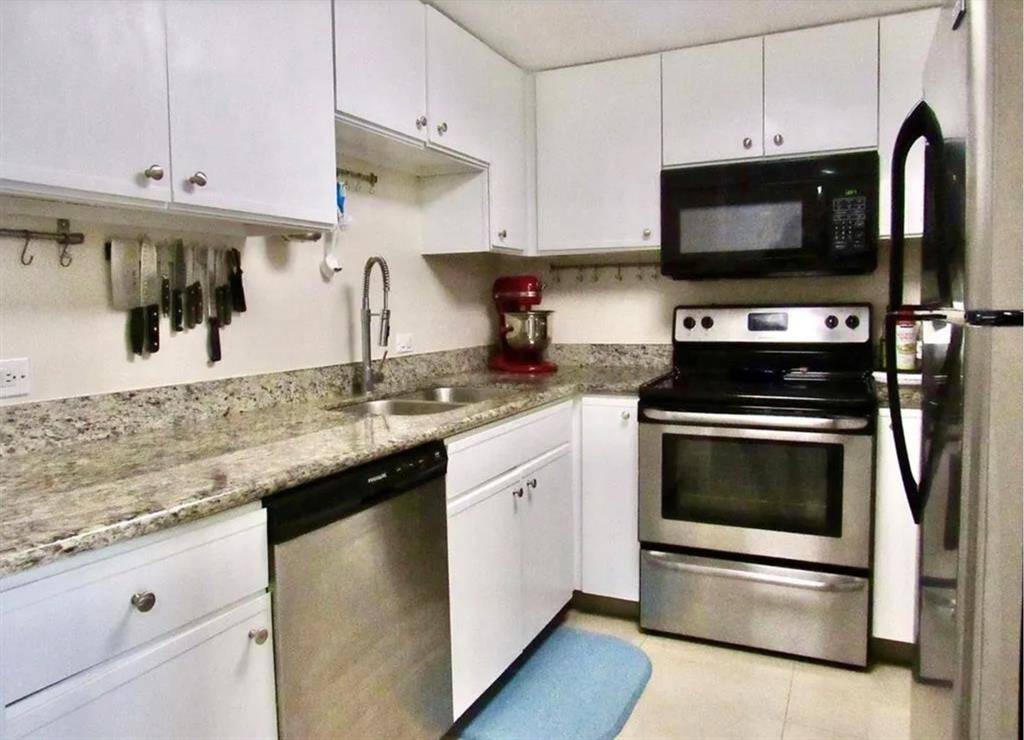 Updated kitchen with stainless steel appliances. Pictures are from previous staging.
