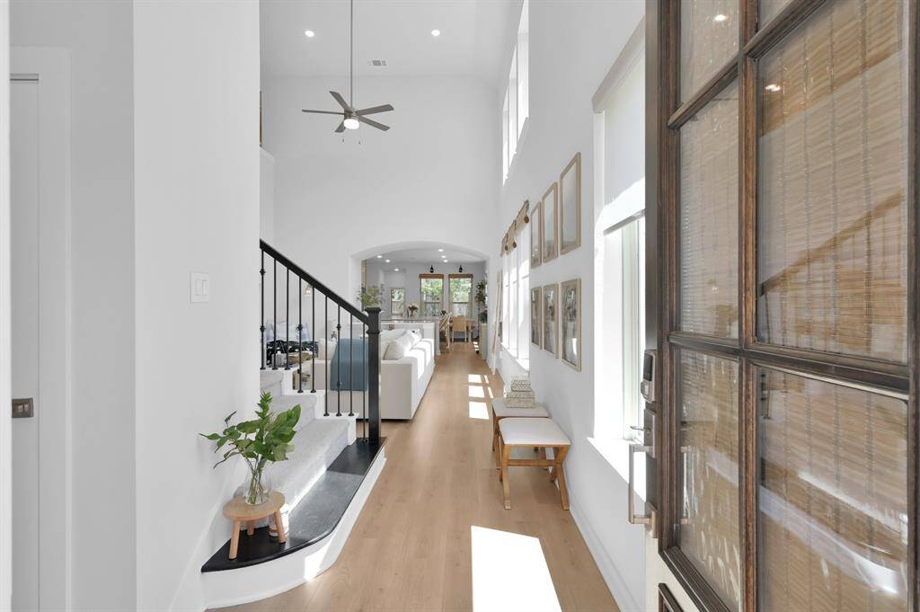 Welcome home! *Furnished rental option available. Ask for details.**