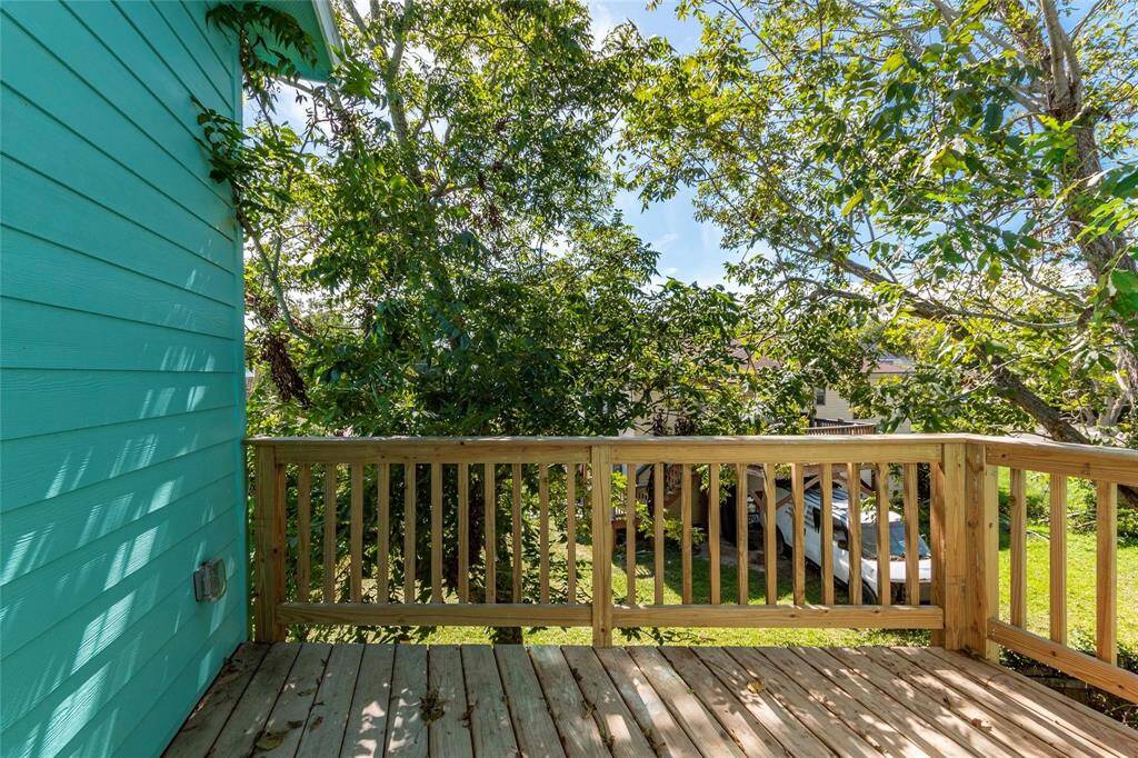 Deck off of primary bedroom
