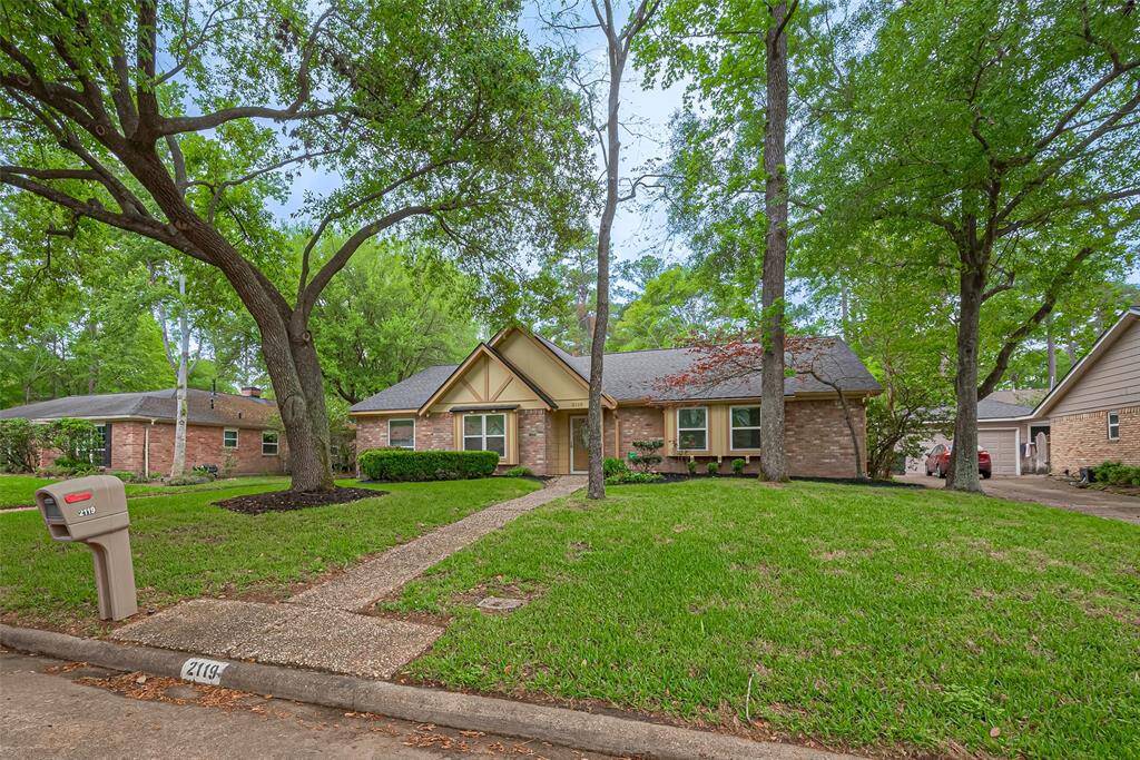 2119 Riverlawn Dr