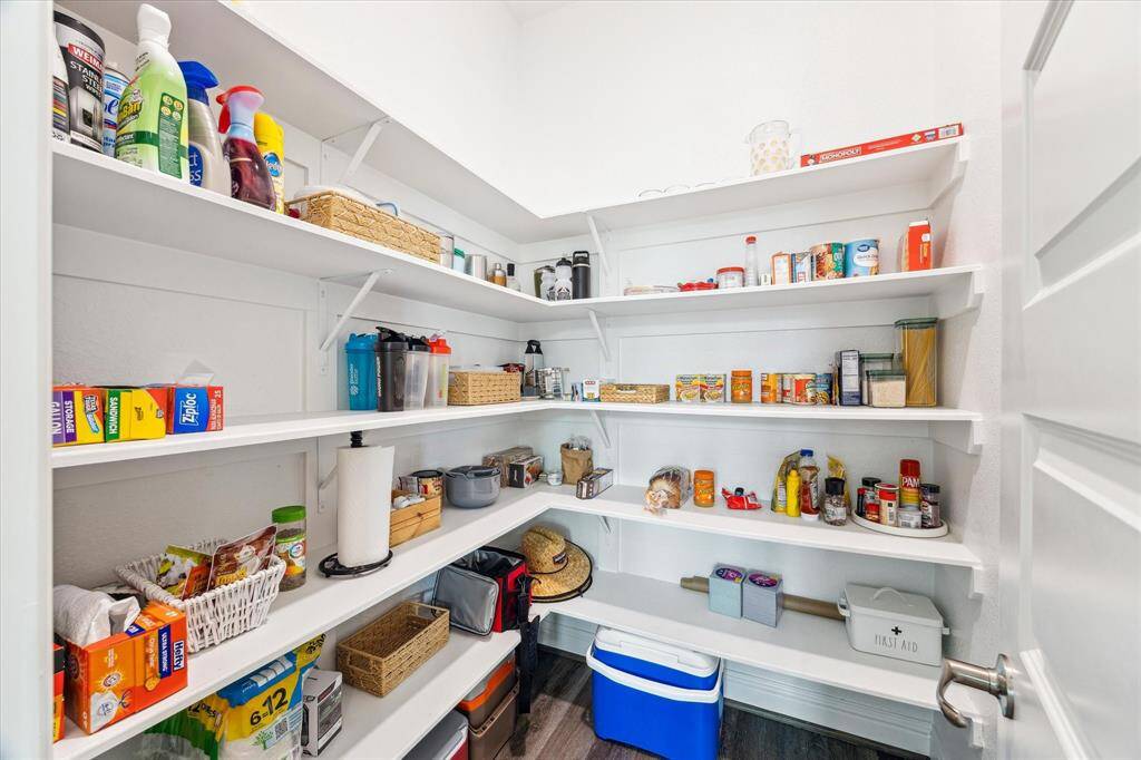 Large walk in pantry with plenty of storage!
