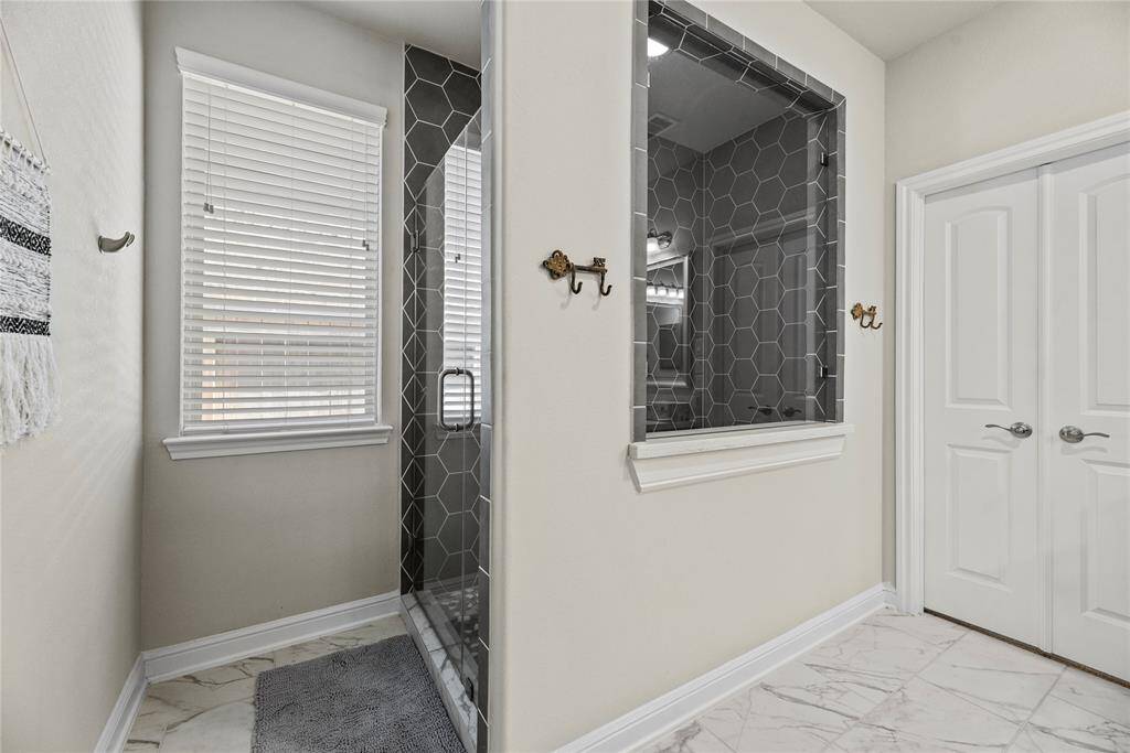 Oversized Walk-In Shower