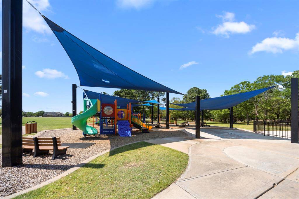 mixed-use recreation sites with covered playgrounds, pools, courts, and sports fields sprinkled throughout