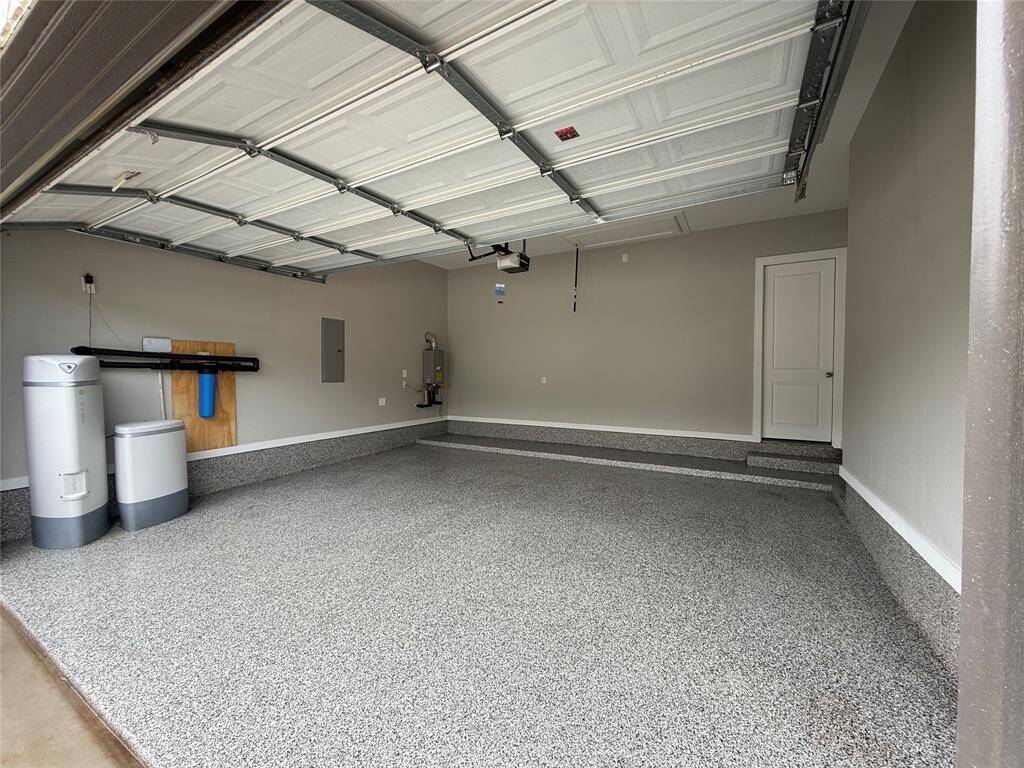 apoxy garage floors
