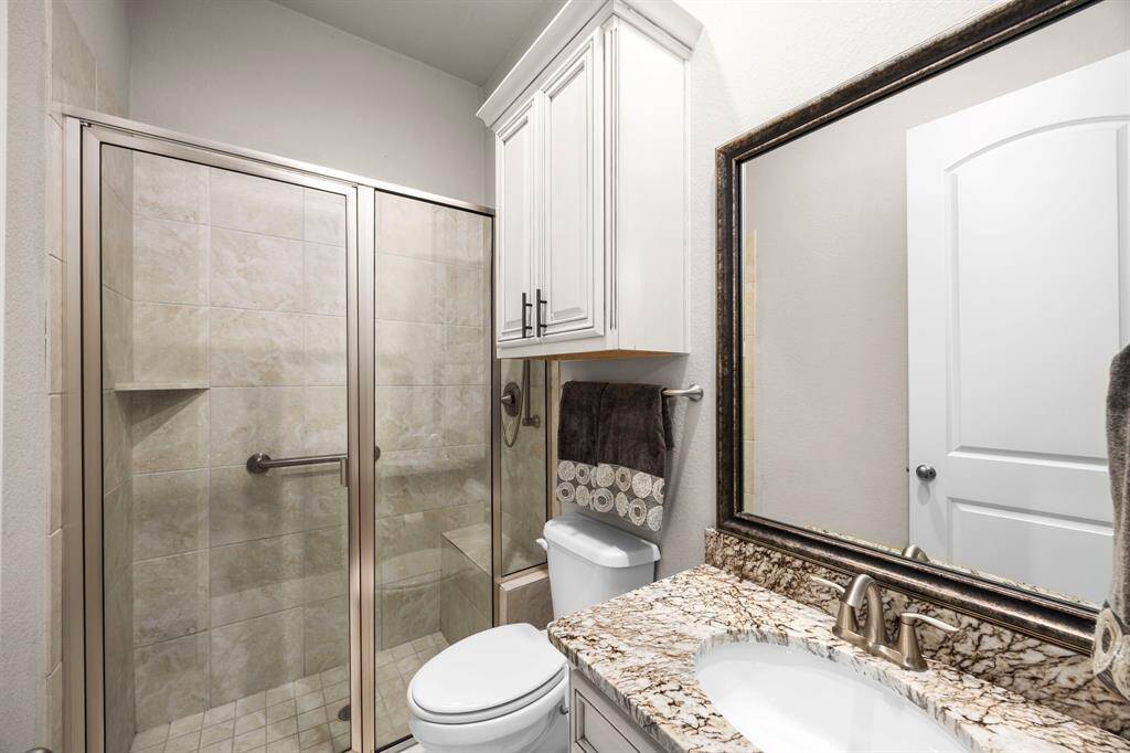 This is the ensuite bathroom for BR #4.