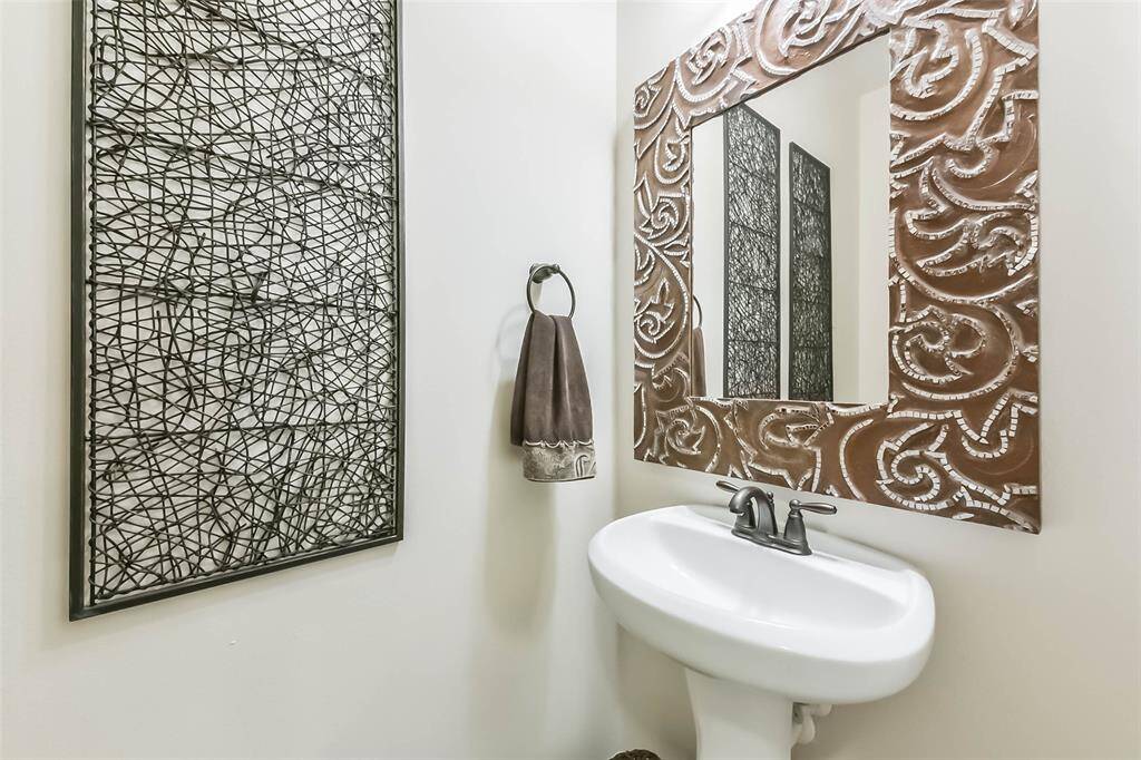 Half Bath for guest.
