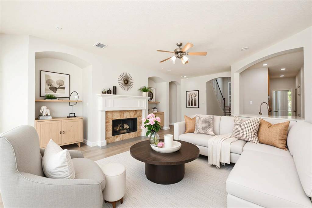Living area- virtually staged.