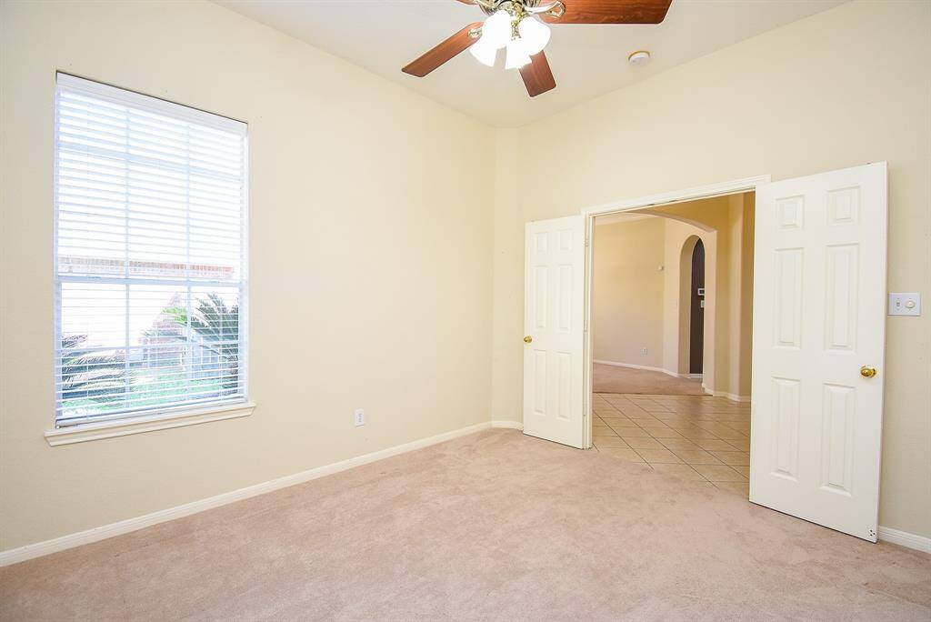 Another view of the private study.