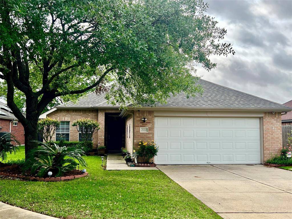 23310 Wolfs Crossing Ct