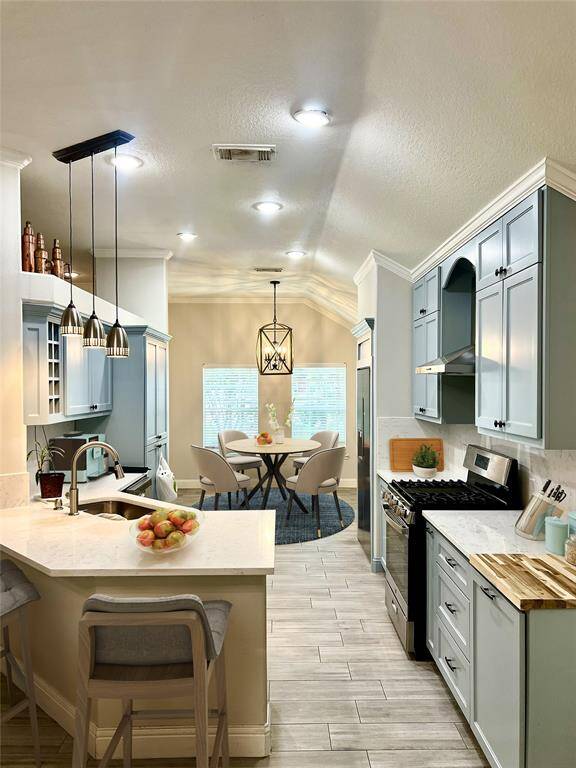 Breakfast bar-Virtual Staging