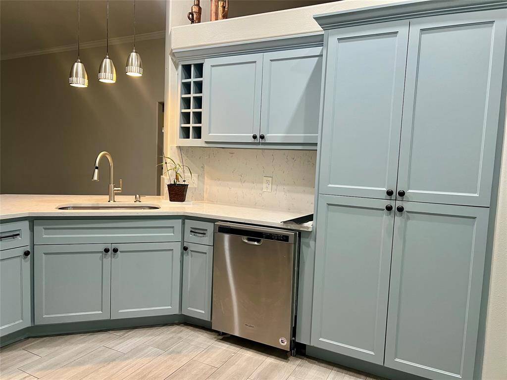 New kitchen cabinets
