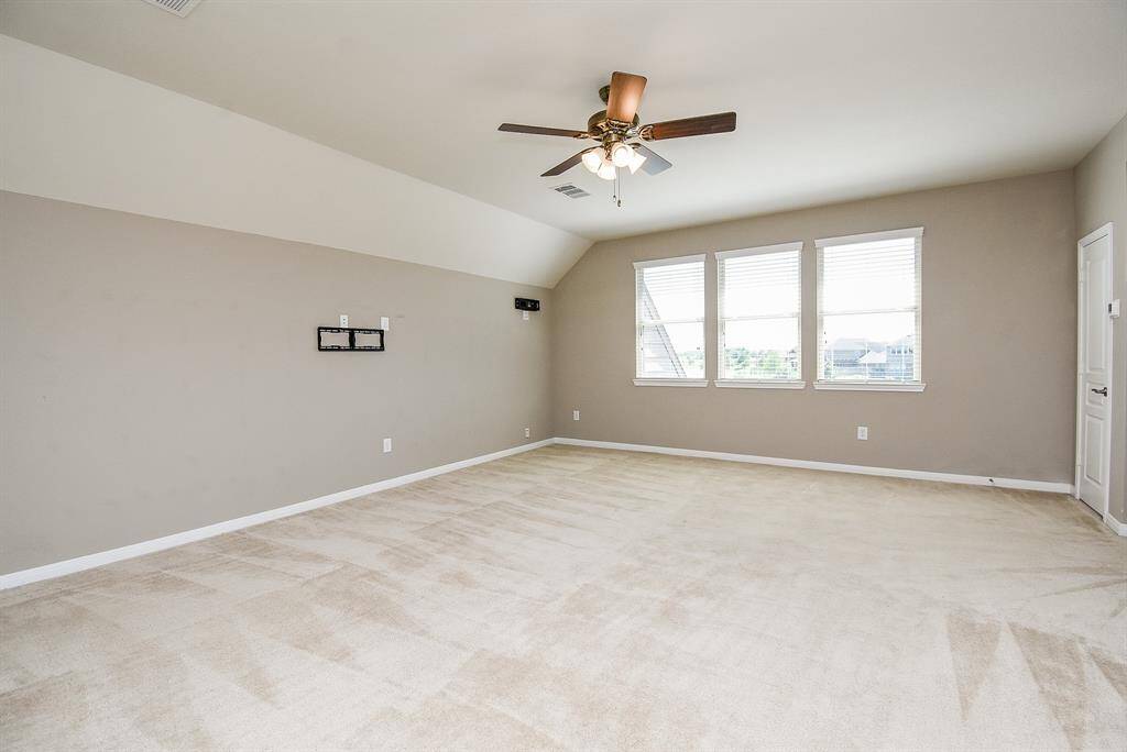 Upstairs bonus room