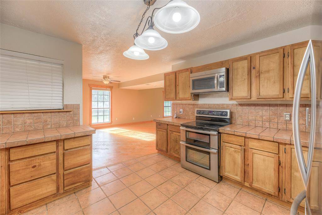 Looking from kitchen into Living area
