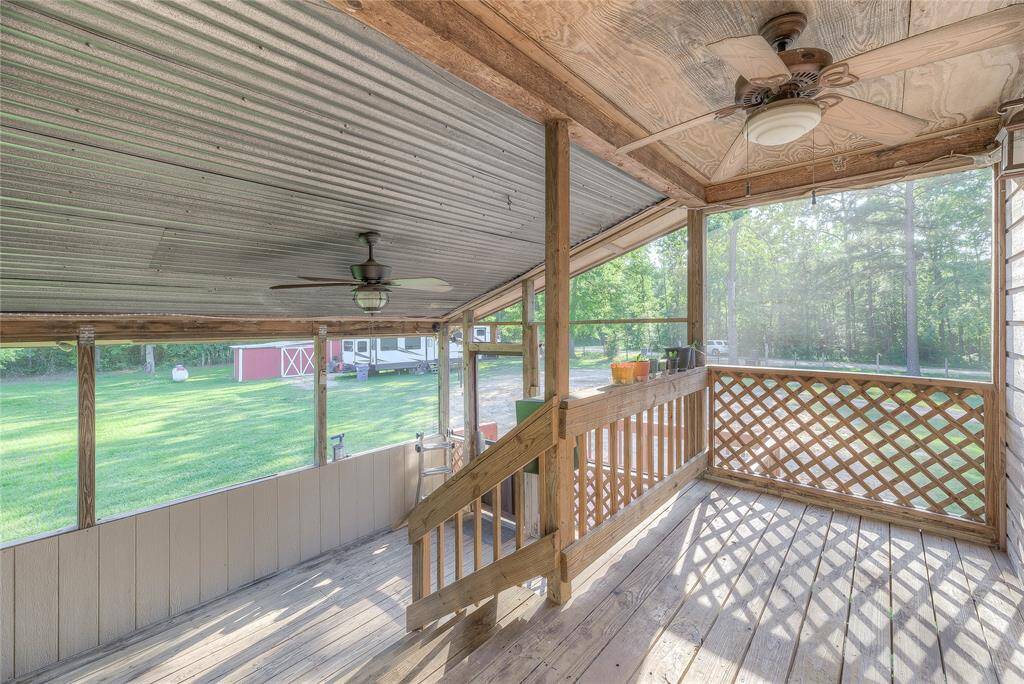 Screened in porch & deck area along with fans; no worries with bugs here! Enjoy evenings in the peace & tranquility!