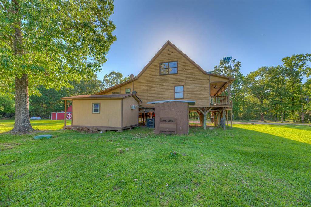 House, office & well shed along with generac