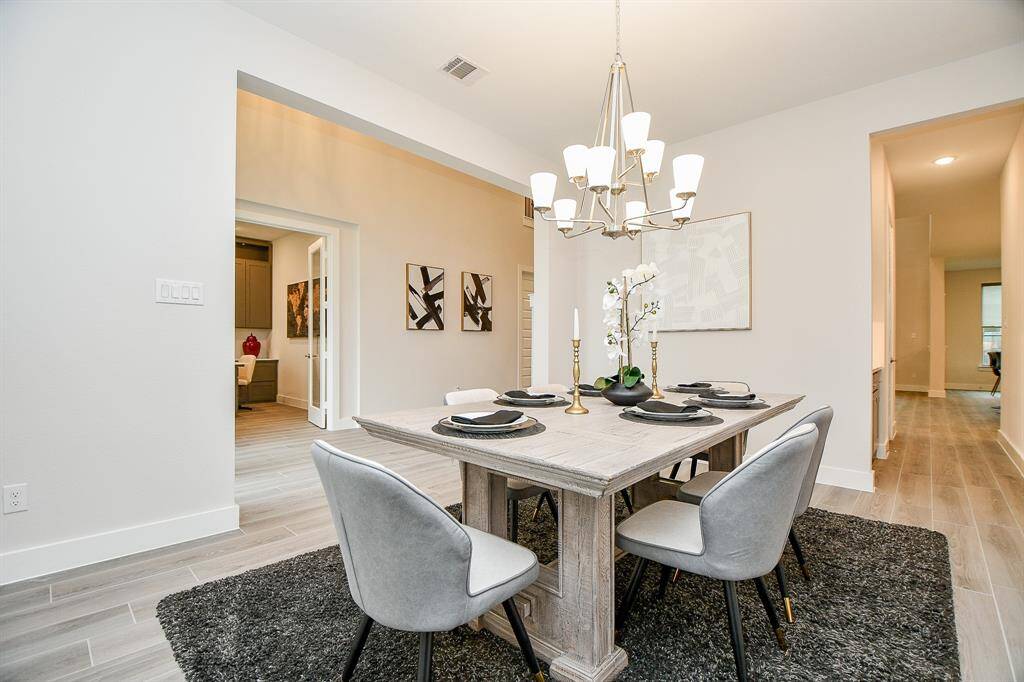 Beautiful formal dining for intimate evening dinner with family