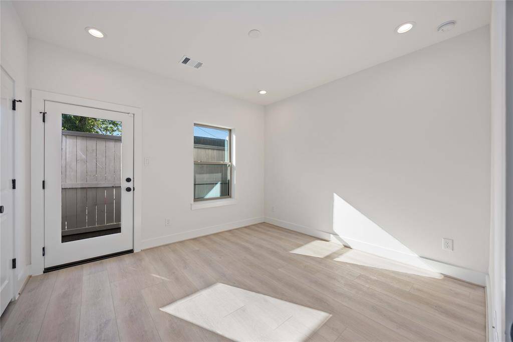 Downstairs bedroom with bathroom