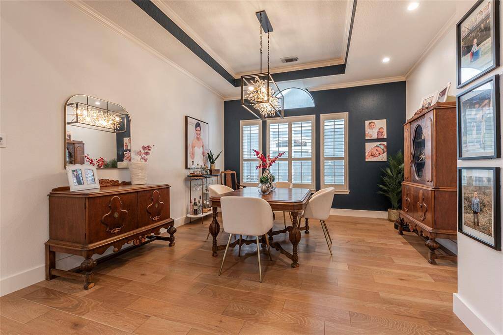 Formal dining room