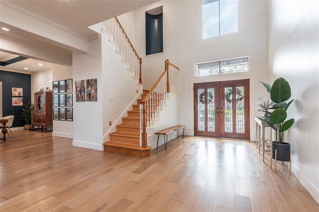 Grand entry into this spacious home