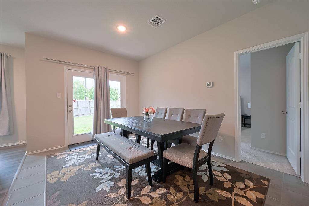 Nice sized breakfast nook is spacious enough for larger dining.