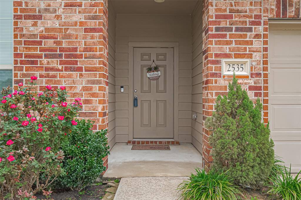 Welcome Home!! I will see you inside. . .