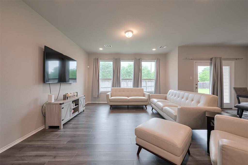 Family Room overlooking spacious  back yard!