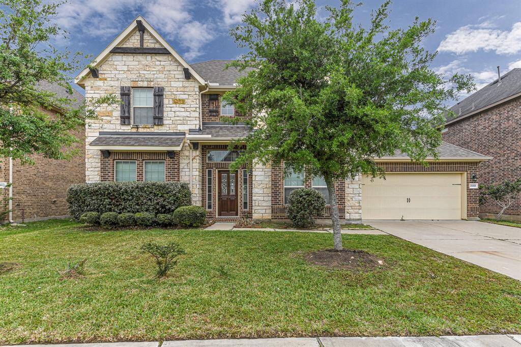 Welcome to 26818 Lindenwood Creek Lane in Katy, TX.