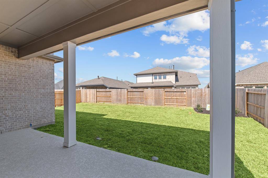 Welcome to The Borden by David Weekley Homes. Move-In-Ready Now!