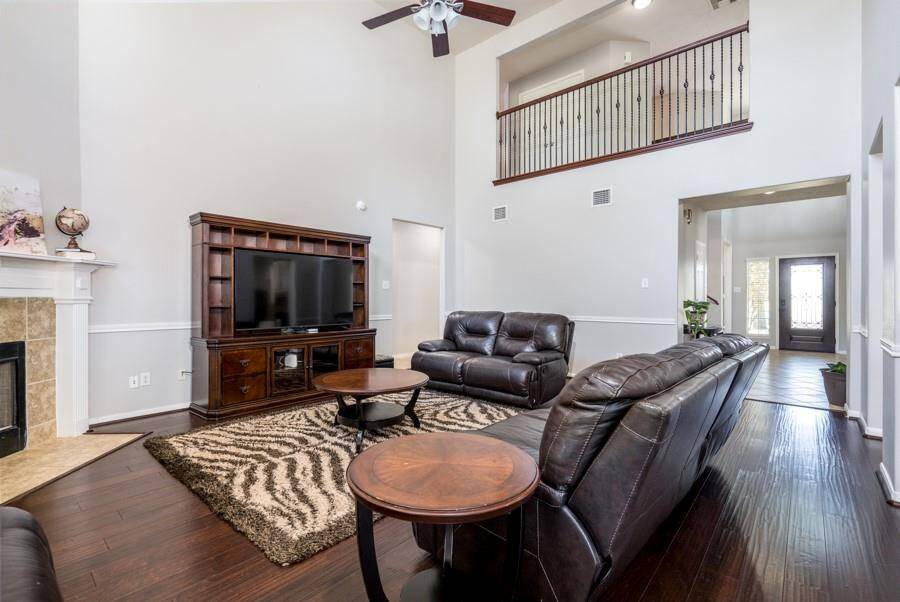 The wrought iron spindles add a touch of elegance.