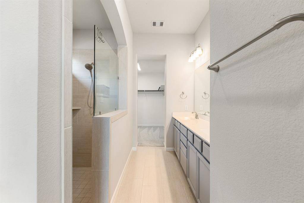 Huge shower