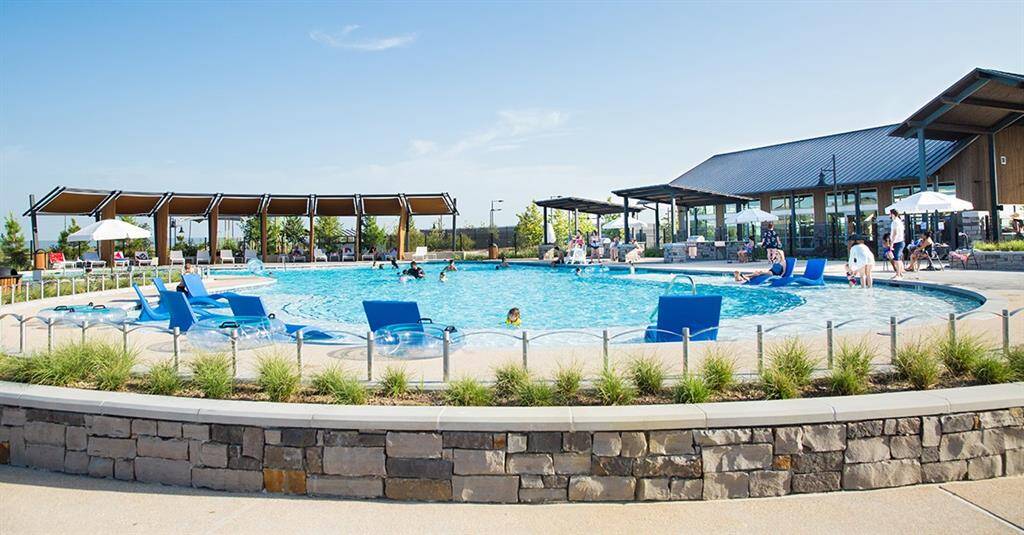 Resort style swimming pool