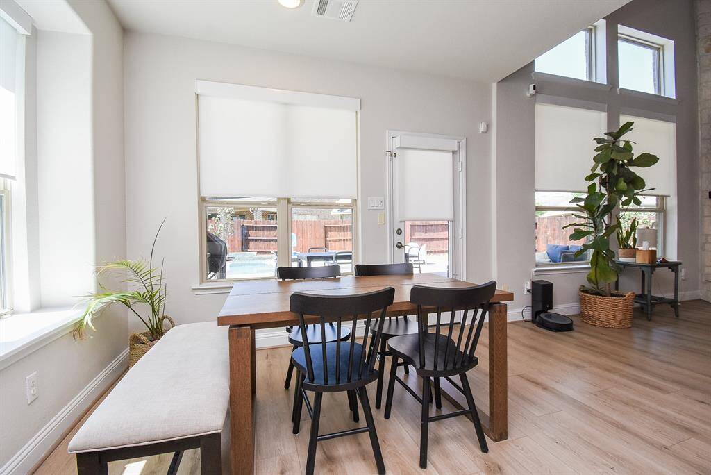 Breakfast room