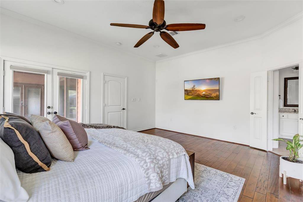 Primary bedroom