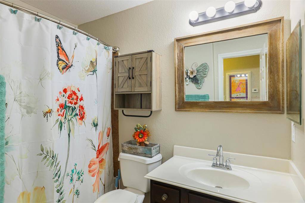 Secondary bedrooms bathroom