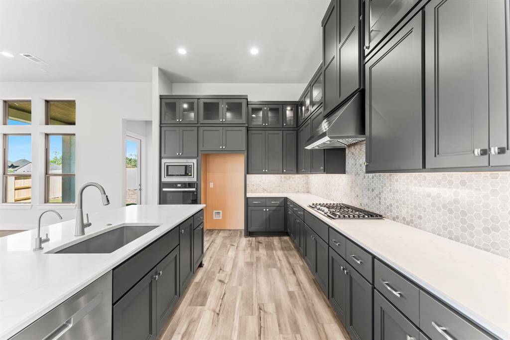 Soft Close Cabinet Doors and Under-Cabinet Lighting Too!