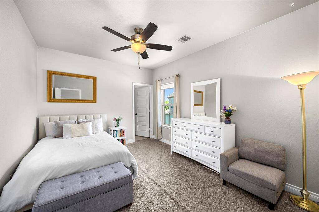 3rd bedroom suite, upstairs