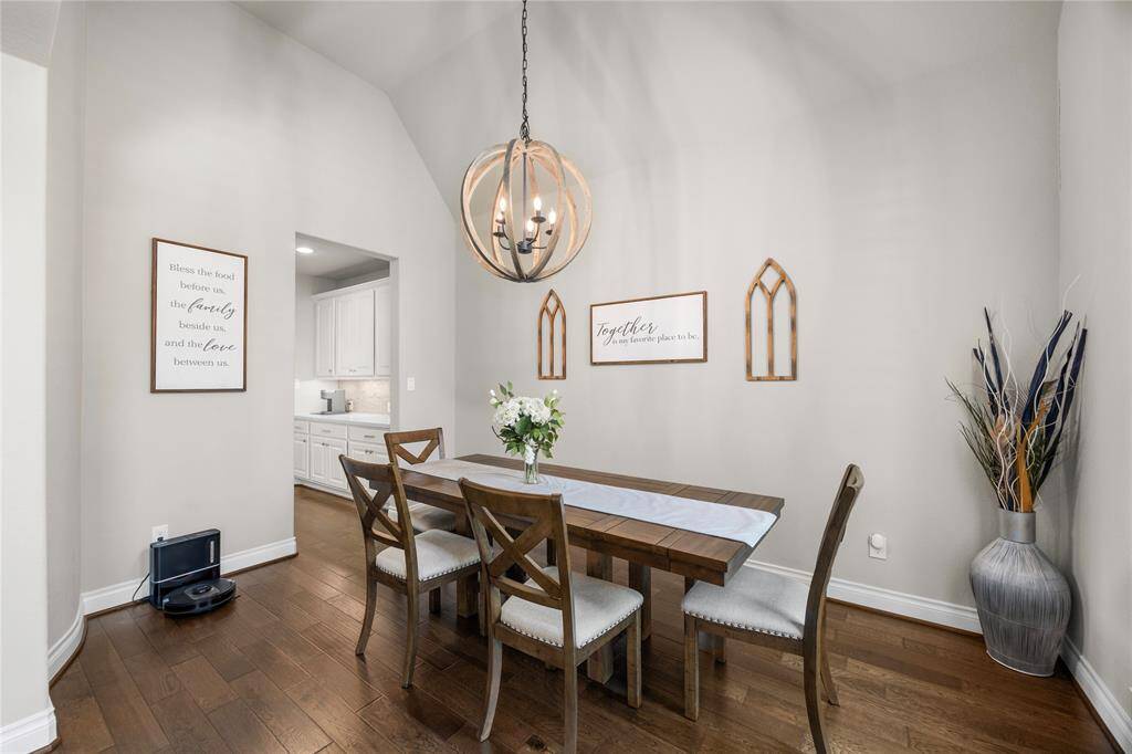 Formal dining room