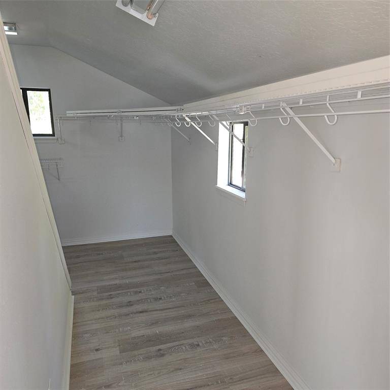 MASTER BEDROOM CLOSET