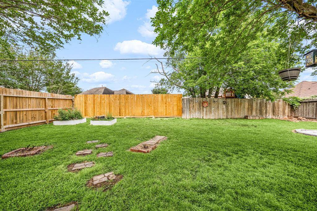 Evening shot of the large backyard.