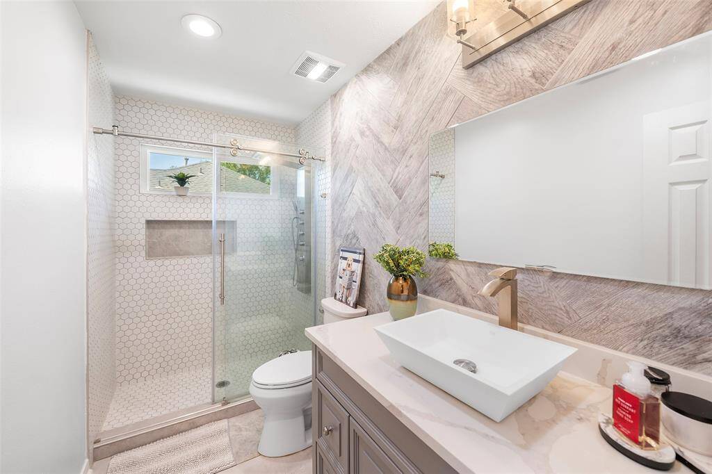 Secondary Bathroom with Walk-In Shower
