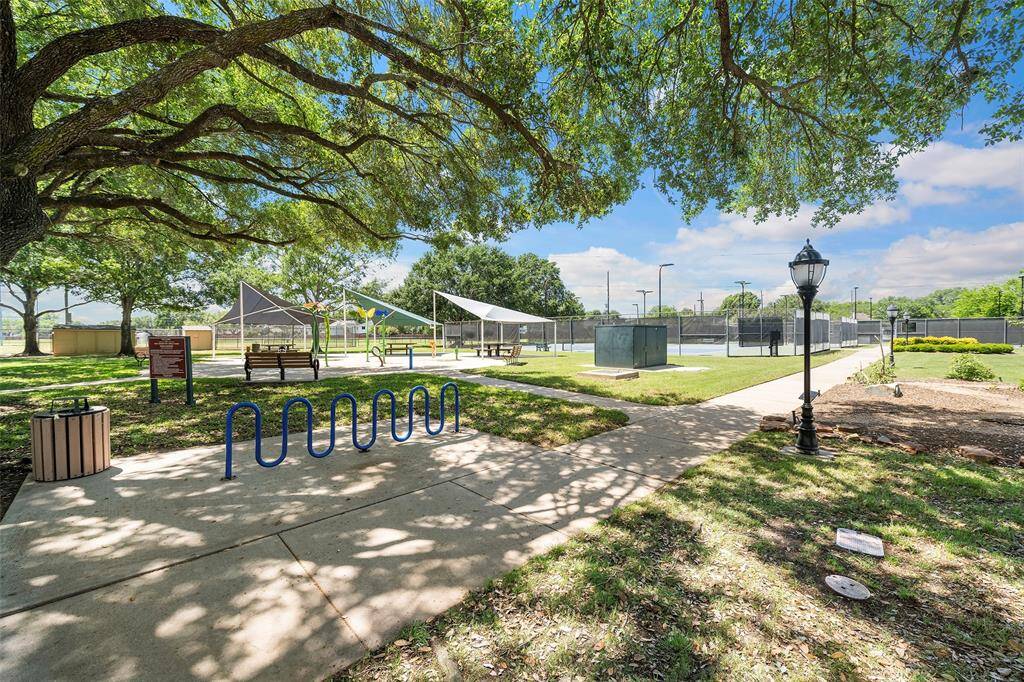 Park with Walking Trails and Tennis Courts