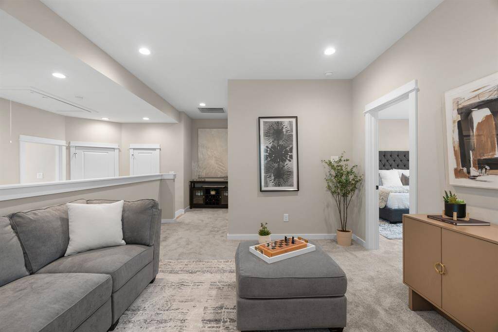 Photos are of the model unit and not actual unit.