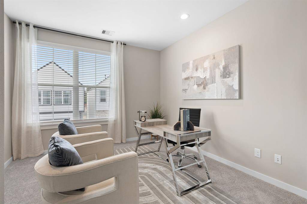 Photos are of the model unit and not actual unit.