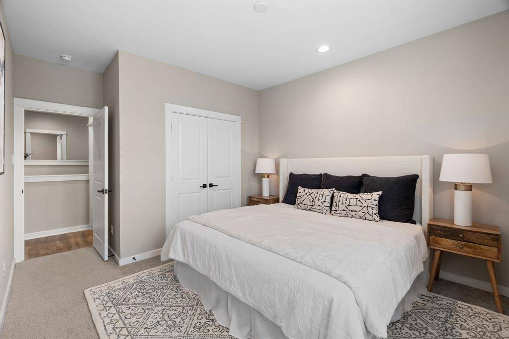 Photos are of the model unit and not actual unit.