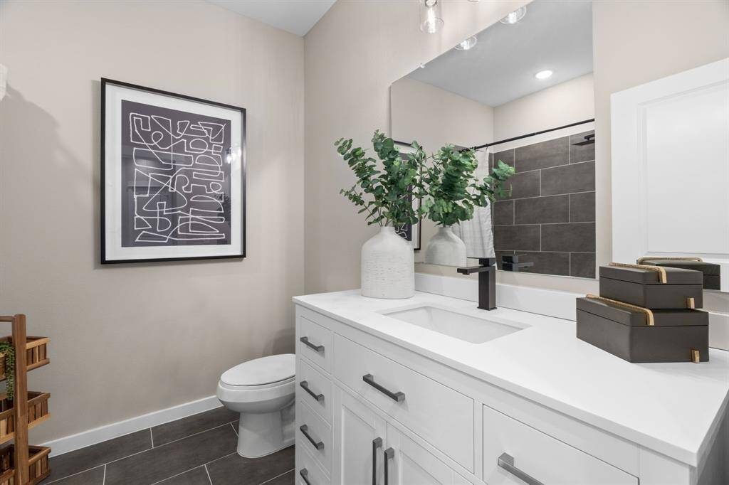 Photos are of the model unit and not actual unit.