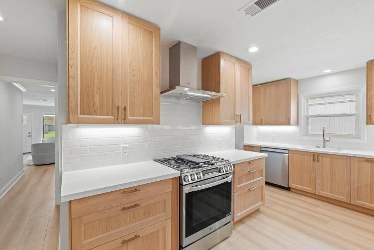 All new stainless appliances.