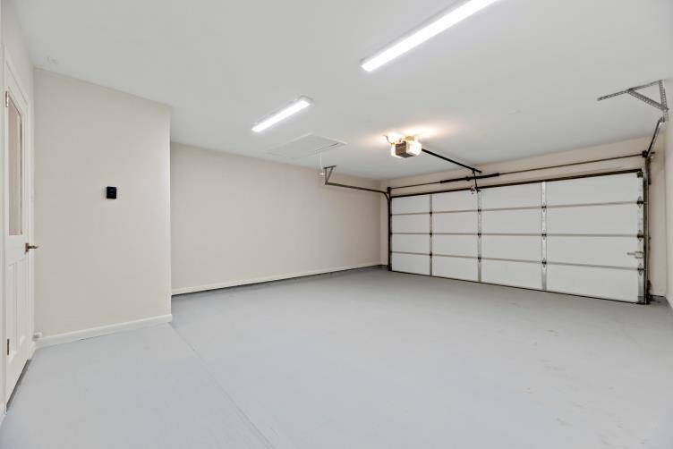 Epoxied floors in the garage.