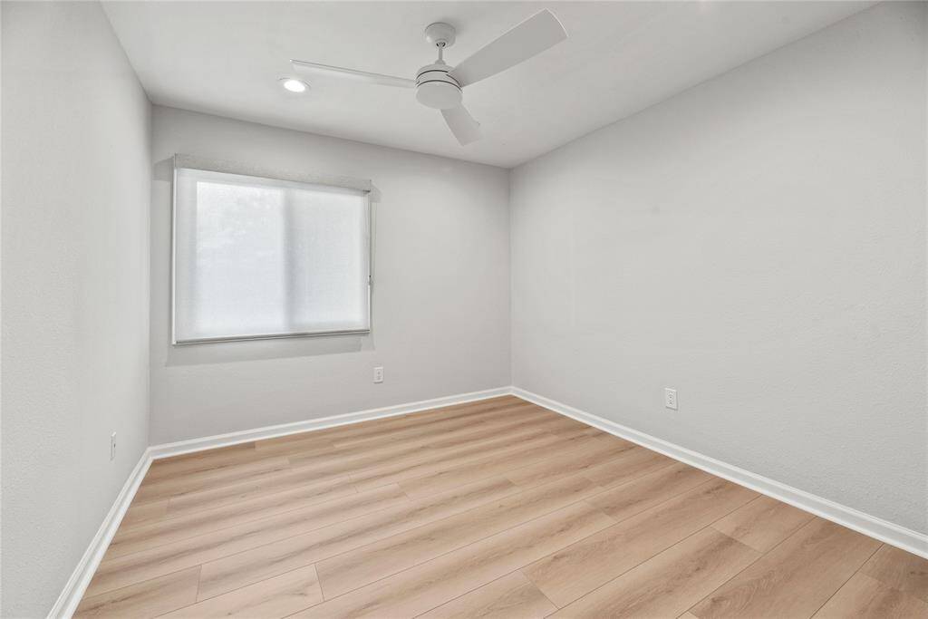 Third bedroom.