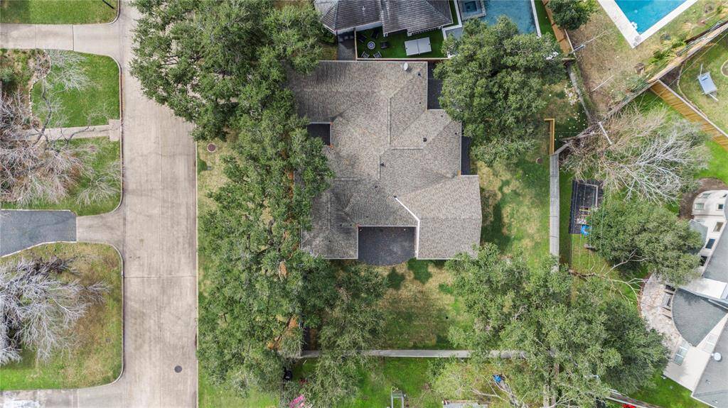 4422 Merwin is on a quiet cul-de-sac.